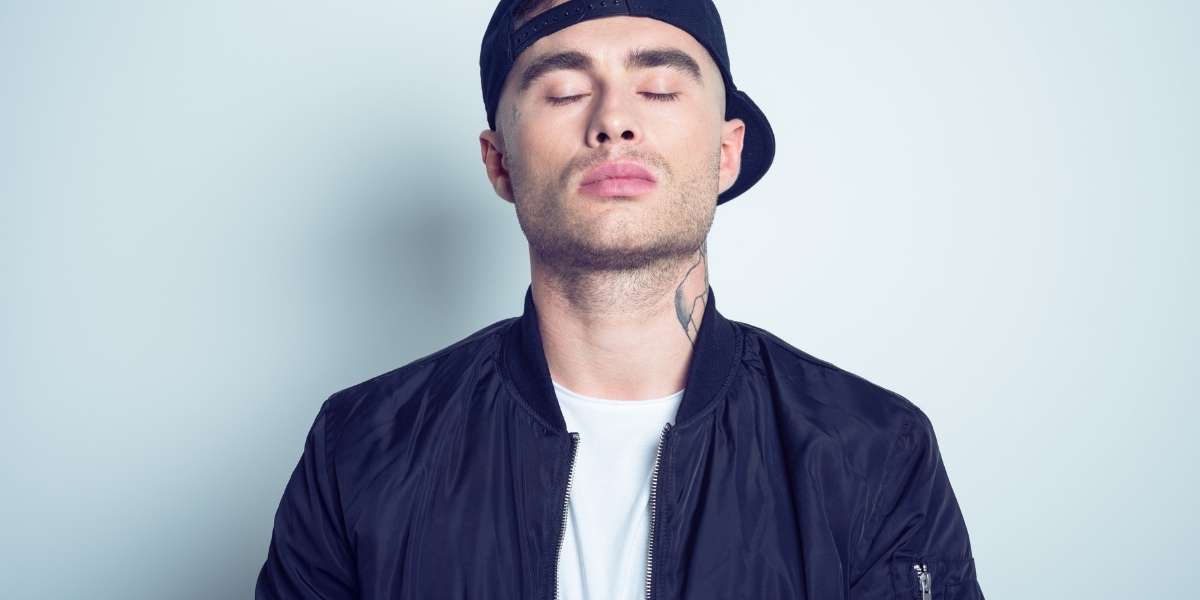 un Veste bomber